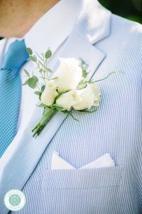 Allison & Alistair - White Spray Rose Boutonniere - New York Botanical Gardens - by Aaron and Jillian Photography (6)