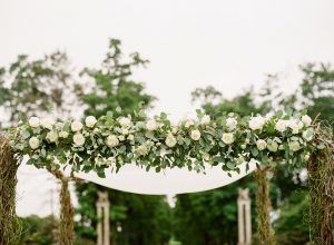 Dara & Jonathan - Curly Willow Silver Dollar Euc White Rose Spray Rose Chuppah - Village Club At Sands Point - By Lindsay Madden Photography - 4