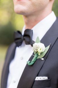 Lindsay & Billy - Cream Ranunculus Rice Flower Boutonniere - Essex House - By Charlie Juliet Photography (34)