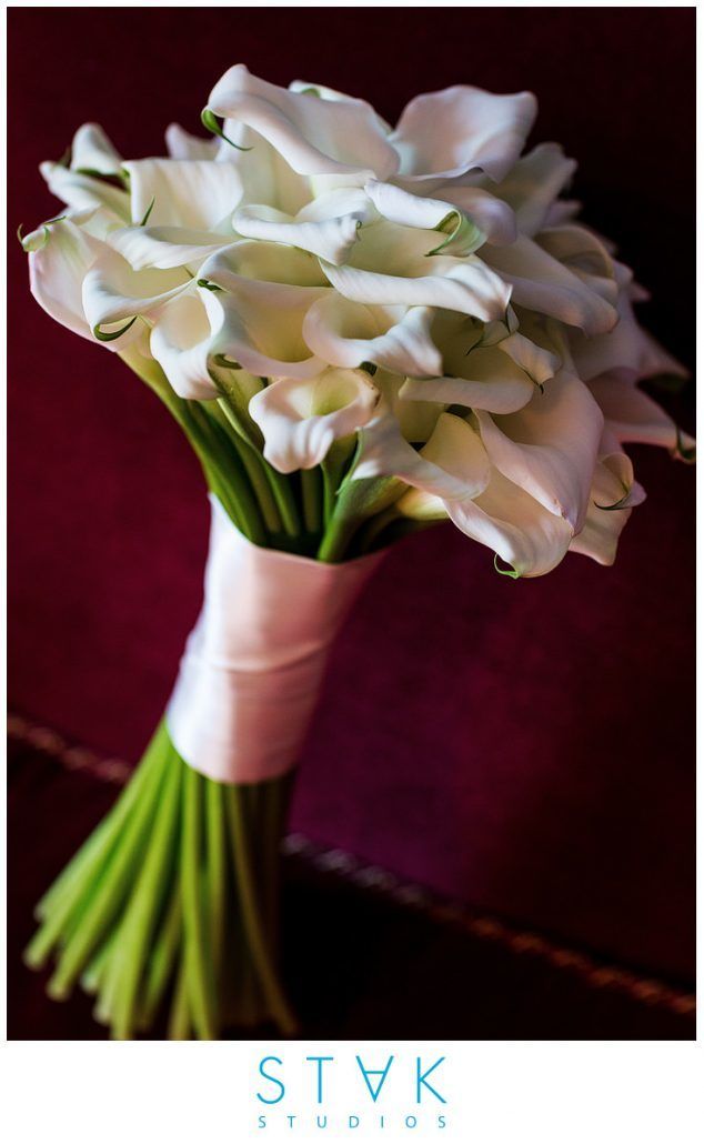 Stunning Decor Ideas With Calla Lily Wedding Flowers | by Bride ...