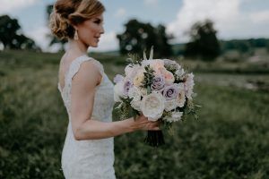 Stephanie & Mike - Juliet Garden Ocean Song Spray Rose Cafe Au Lait Dahlia Ranunculus Succulent Veronica Sweet Pea Seeded Parv Euc Bouquet - Blue Hill at Stone Barns - by Golden Hour Studio (8)