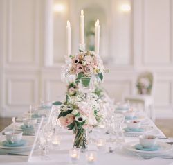 Gorgeous Decor Ideas With Anemone Wedding Flowers | by Bride & Blossom ...